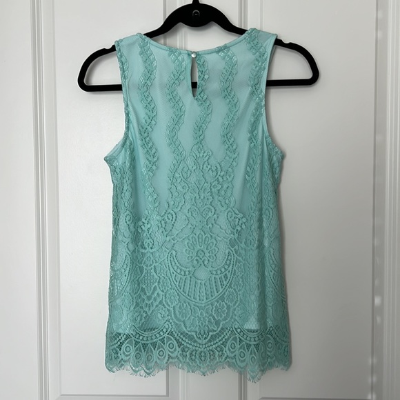 IZ Byer teal lace tank top, size small - Picture 2 of 2